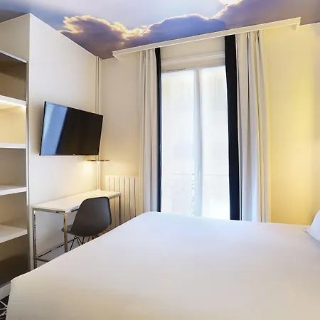 Nouvel Eiffel Hotel Paris