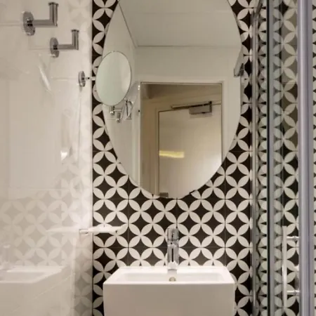 فندق نوفيل إيفل 3*