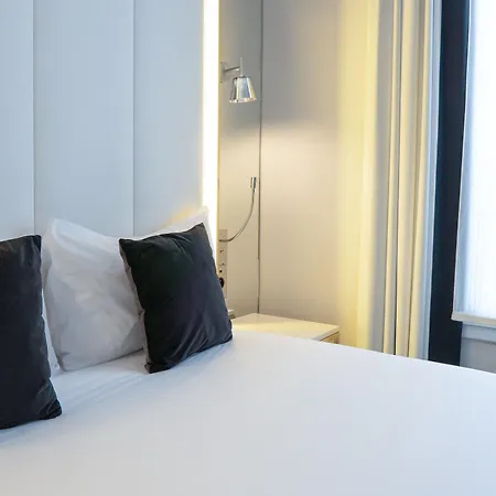 Hotel Nouvel Eiffel Paříž