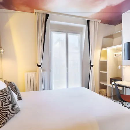 Nouvel Eiffel Paříž