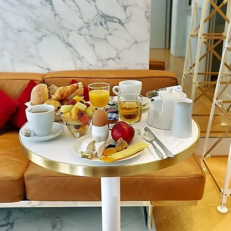 Hotel Nouvel Eiffel Paris
