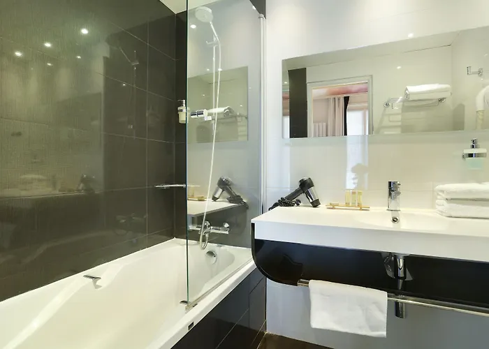 Nouvel Eiffel 3* Paris