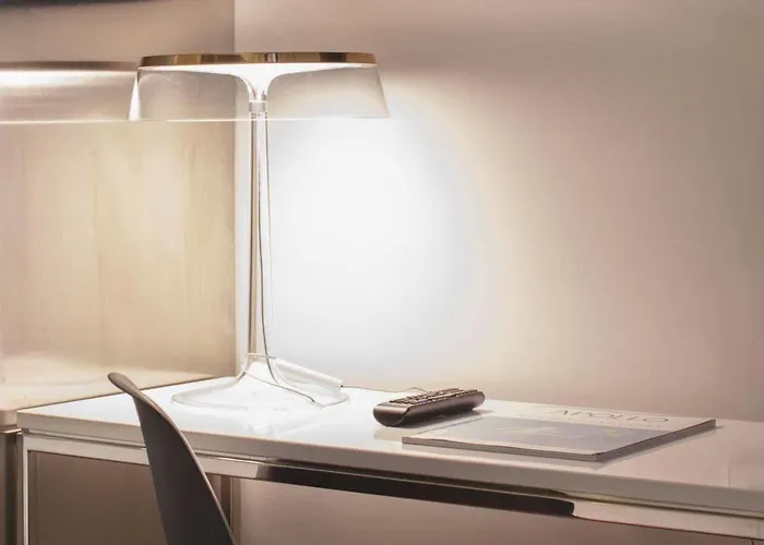 Nouvel Eiffel Otel 3*