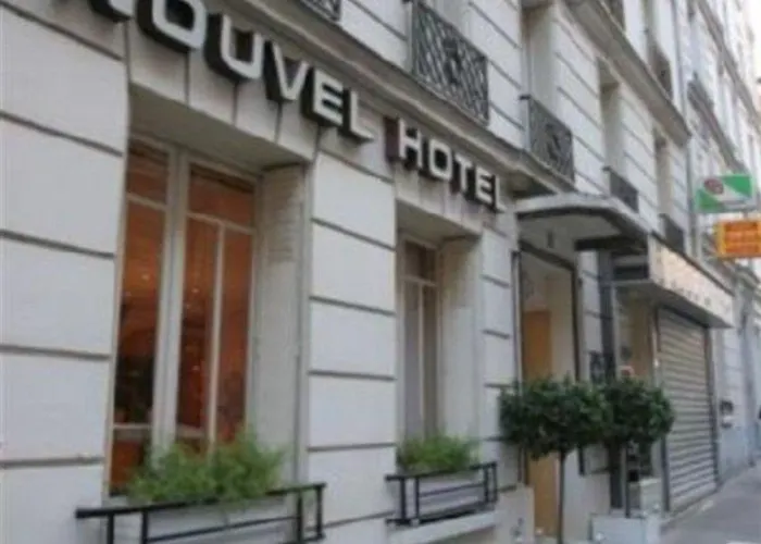 Hotel Nouvel Eiffel Parigi