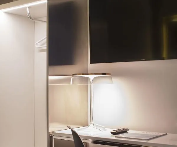 Hotel Nouvel Eiffel 3*